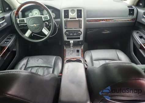 2009 Chrysler 300C from USA, damaged, VIN 2C3KA63T89H601751